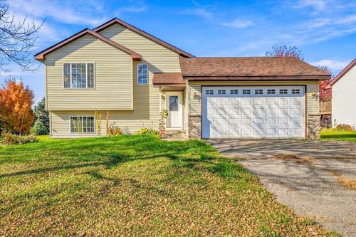715 Jewell St, Mora, MN, 55051-1162 | Card Image