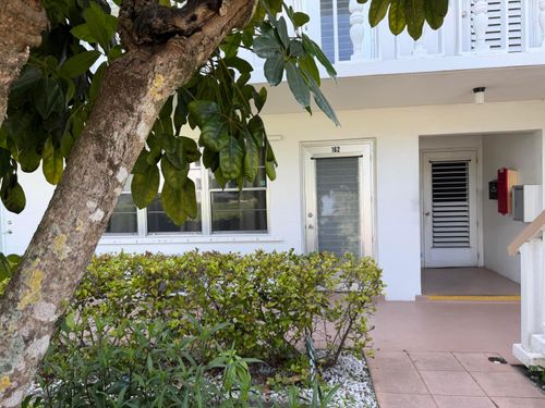 162 Windsor H, West Palm Beach, FL, 33417-2429 | Card Image