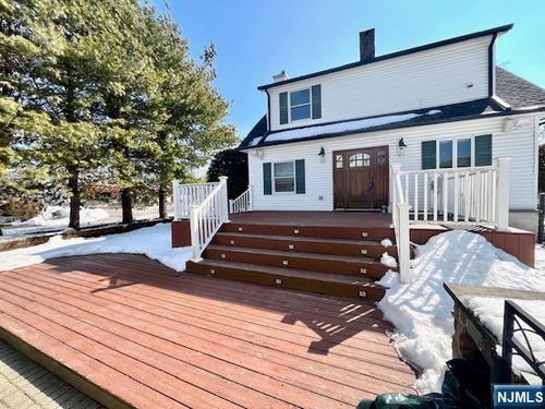 42 W Oakland Ave, Oakland, NJ, 07436-1938 | Card Image