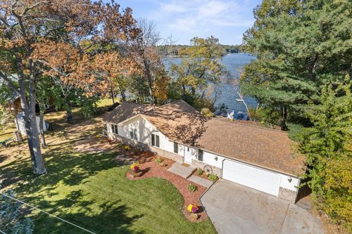 22688 E Martin Lake Dr Ne, Stacy, MN, 55079-9376 | Card Image