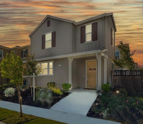 93 E Ramsey Dr, Mountain House, CA, 95391-8813 | Card Image