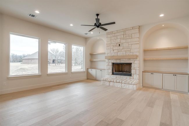 269 Sugartree Cir, House other with 5 bedrooms, 5 bathrooms and null parking in Lipan TX | Image 16