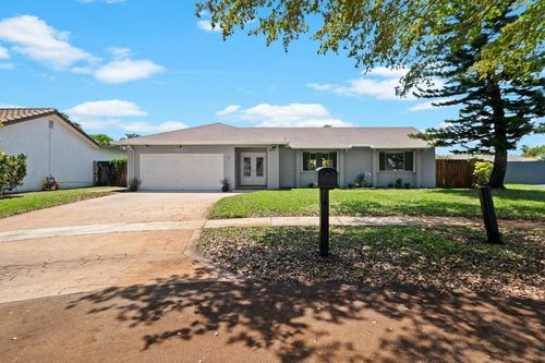 8669 Sw 51st St, Cooper City, FL, 33328-4301 | Card Image