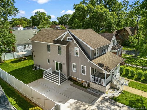 1315 6th Ave, New Hyde Park, NY, 11040-5550 | Card Image