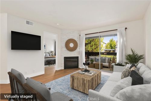 24516 Park St, Torrance, CA, 90505-6558 | Card Image