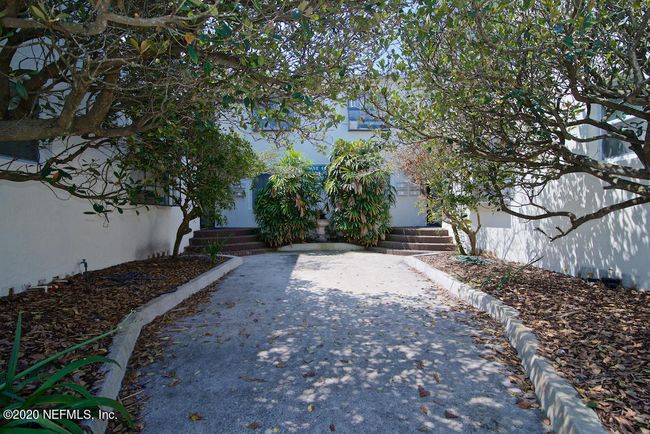 B - 122 4 Th Ave N, Condo with 1 bedrooms, 1 bathrooms and null parking in JACKSONVILLE BEACH FL | Image 11