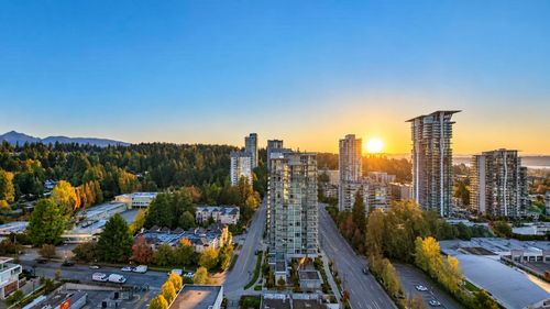 1805-3888 Evergreen Pl, Burnaby, BC, V3J0M3 | Card Image