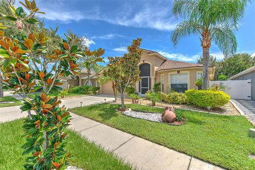 7254 Parkersburg Dr, WESLEY CHAPEL, FL, 33545-8300 | Card Image