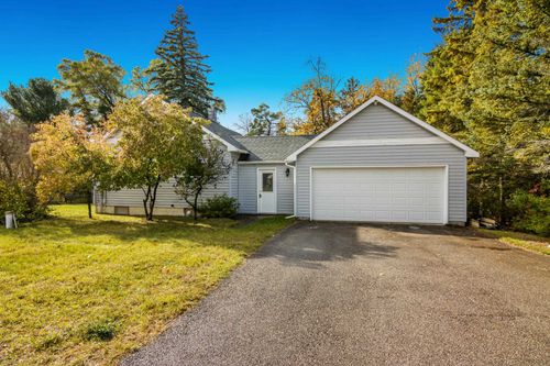 6103 Holt Rd, Williamsburg, MI, 49690-9301 | Card Image