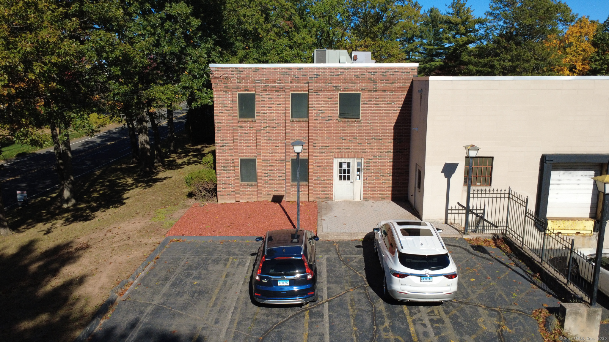 Commercial Lease in Windsor 2