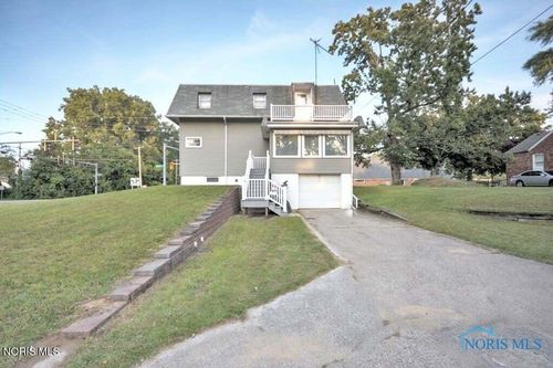 4943 Flanders Rd, Toledo, OH, 43623-3004 | Card Image