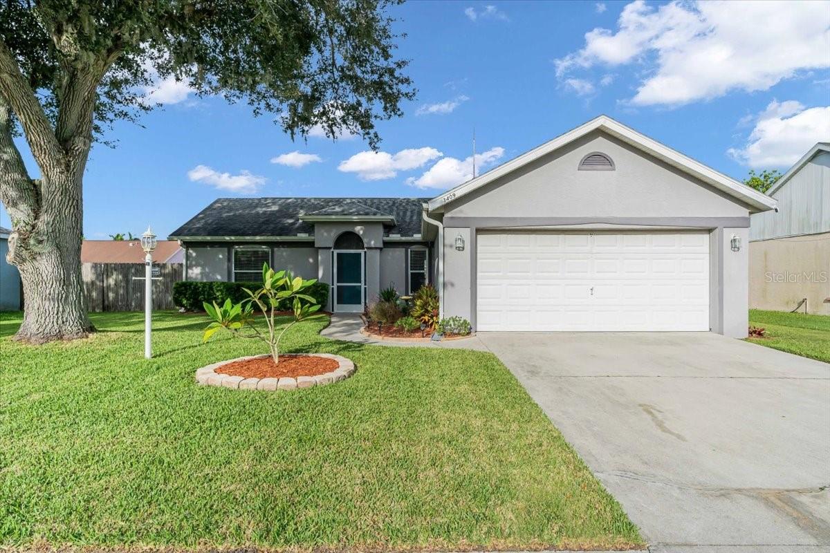 5th Ave, Palmetto, FL 34221
