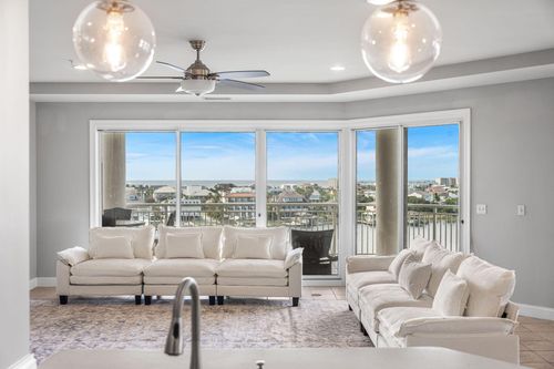 unit-550-662 Harbor Blvd, Destin, FL, 32541-2477 | Card Image