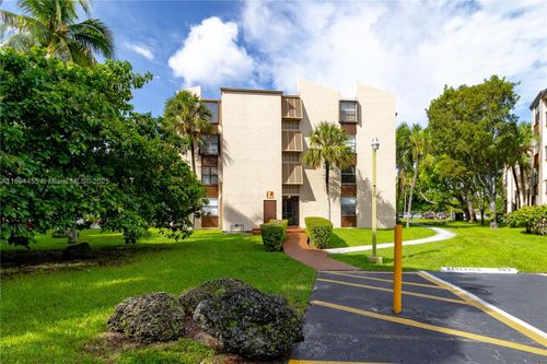 apt-208l-14611 Sw 88th St, Miami, FL, 33186-8089 | Card Image