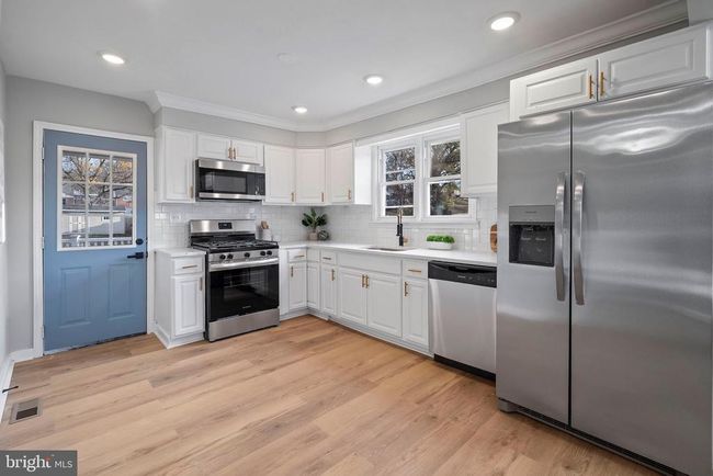 314 Stillwater Rd, House other with 5 bedrooms, 2 bathrooms and null parking in ESSEX MD | Image 6