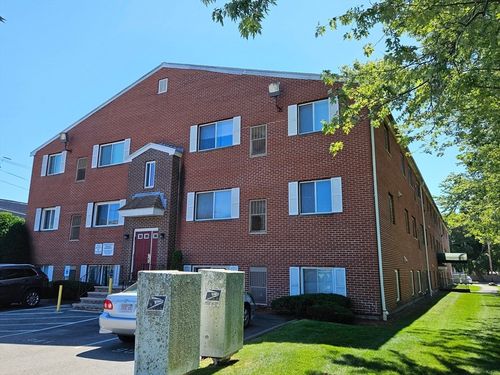 215-35 Prospect St, Woburn, MA, 01801-4356 | Card Image