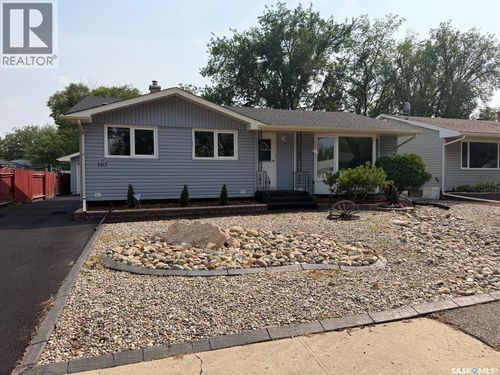 107 Merlin Cres, Regina, SK, S4R3E6 | Card Image