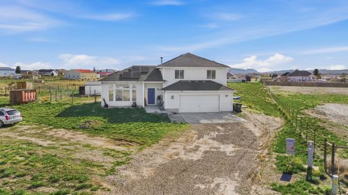 353 Thoroughbred Dr, Spring Creek, NV, 89815-5736 | Card Image