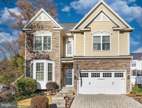 8047 Fairfax Rd, ALEXANDRIA, VA, 22308-1408 | Card Image