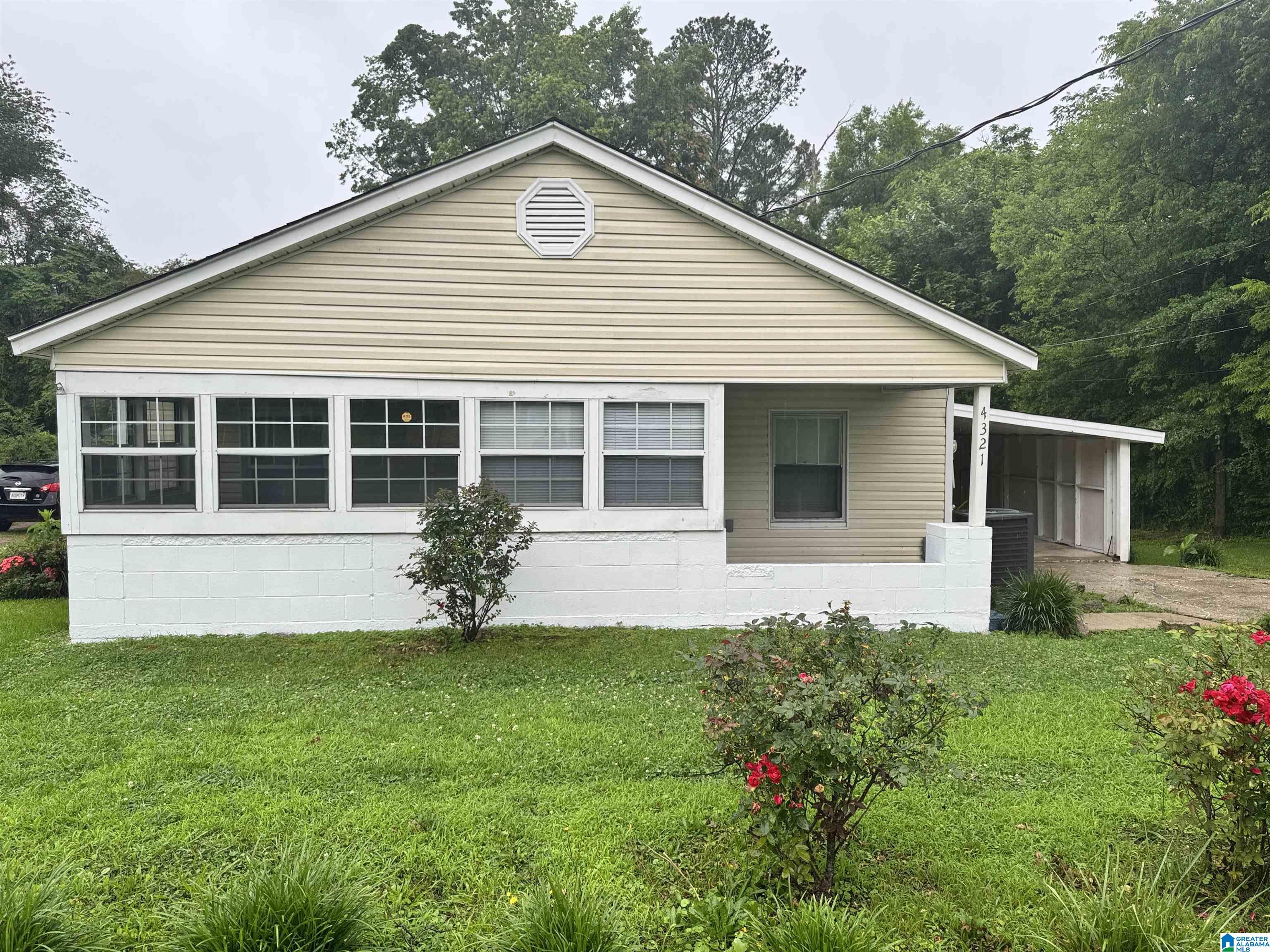 Residential in ADAMSVILLE