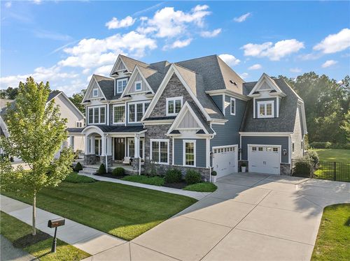665 Chilliwack Ln, Mars, PA, 16046-4071 | Card Image