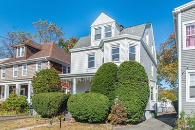 87 Riggs Place, Home with 4 bedrooms, 1 bathrooms and null parking in West Orange NJ | Image 2