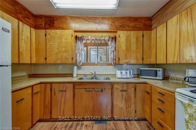 39086 Combermere Rd, House other with 4 bedrooms, 1 bathrooms and 8 parking in Combermere ON | Image 15