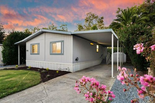 29 Emperor Way, Sacramento, CA, 95827-2006 | Card Image