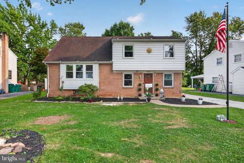 3903 Chestnut St, CAMP HILL, PA, 17011-4214 | Card Image