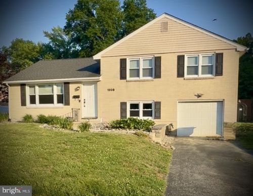 1208 Winstead Rd, WILMINGTON, DE, 19803-3429 | Card Image