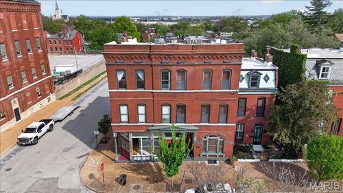 3-2200 S 12th Street, St Louis, MO, 63104 | Card Image