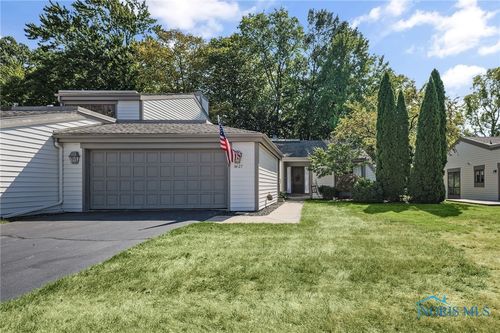 38-6627 Embassy Ct, Maumee, OH, 43537-9648 | Card Image