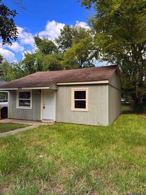 5218 Enterprise St, Baton Rouge, LA, 70805-3735 | Card Image