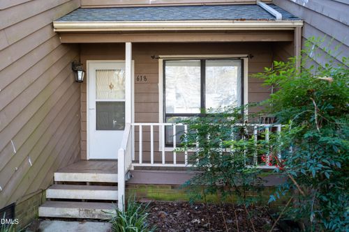 618 Applecross Dr, Cary, NC, 27511-7508 | Card Image