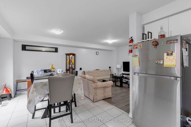 19 Rednor Dr, House attached with 4 bedrooms, 4 bathrooms and 4 parking in Brampton ON | Image 19