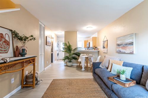 17b-91-1143 Kamaaha Loop, Kapolei, HI, 96707-2925 | Card Image