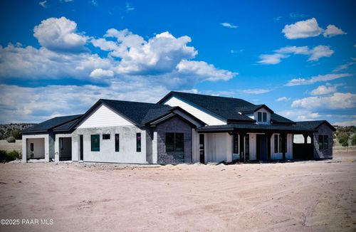 1170 E Cougar Ridge Rd, Paulden, AZ, 86334-6005 | Card Image