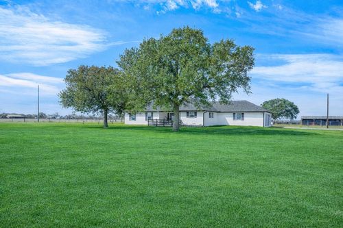 10550 Brinkmeyer Rd, Needville, TX, 77461-7201 | Card Image