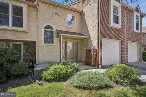 22 White Pine Ct, LAFAYETTE HILL, PA, 19444-2507 | Card Image