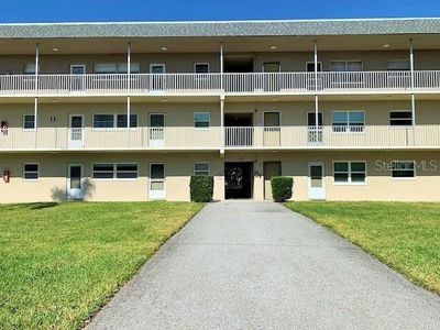 205D - 5725 12 Th Ave N, Condo with 1 bedrooms, 1 bathrooms and null parking in Saint Petersburg FL | Image 1