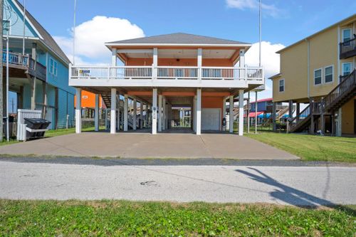 1823 Pompano Ln, Crystal Beach, TX, 77650 | Card Image