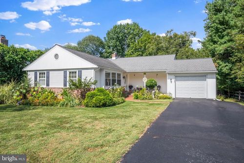 391 Rittenhouse Blvd, Eagleville, PA, 19403-3376 | Card Image