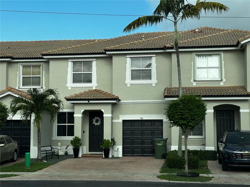 1074 Ne 41st Pl, Homestead, FL, 33033-5936 | Card Image