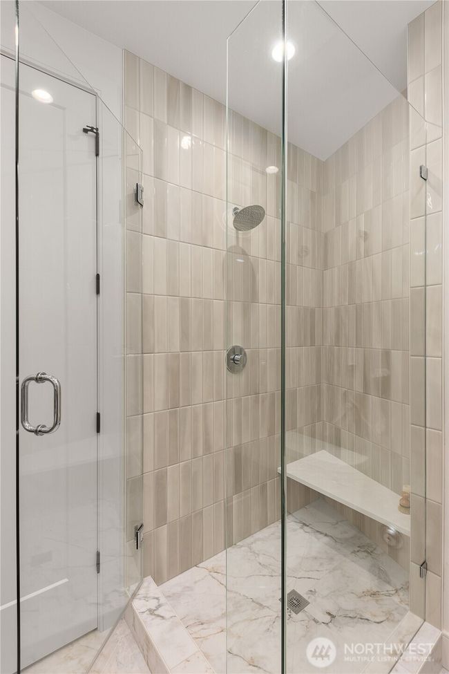 7116 Ne 119 Th Ln, House other with 4 bedrooms, 4 bathrooms and 2 parking in Kirkland WA | Image 25
