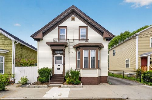 293 Swan Street, Providence, RI, 02905 | Card Image