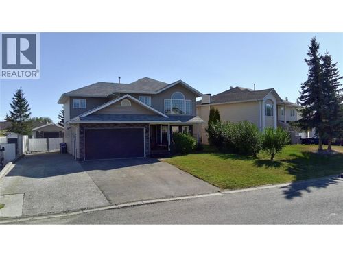 10710 Cottonwood Cres, Dawson Creek, BC, V1G4M4 | Card Image