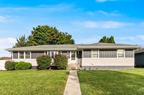 2817 Wake Island Dr, Joliet, IL, 60435-8581 | Card Image