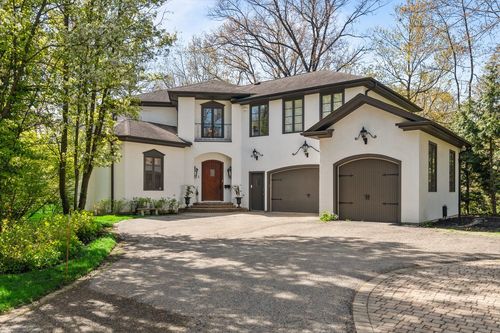 697 Bluff Rd, Lake Bluff, IL, 60044-2116 | Card Image