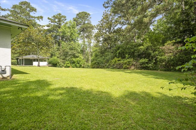Yard | Image 36