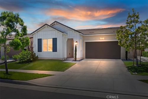 2303 Nova Way, Corona, CA, 92883-0635 | Card Image